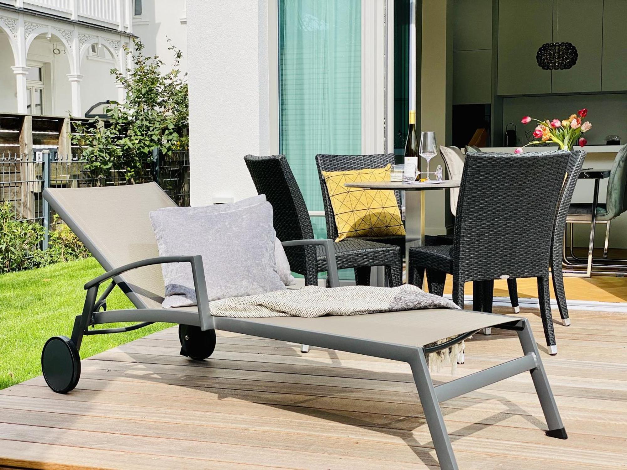 Apartment Luxus Sonnensuite In Der Strandvilla Charlotte *